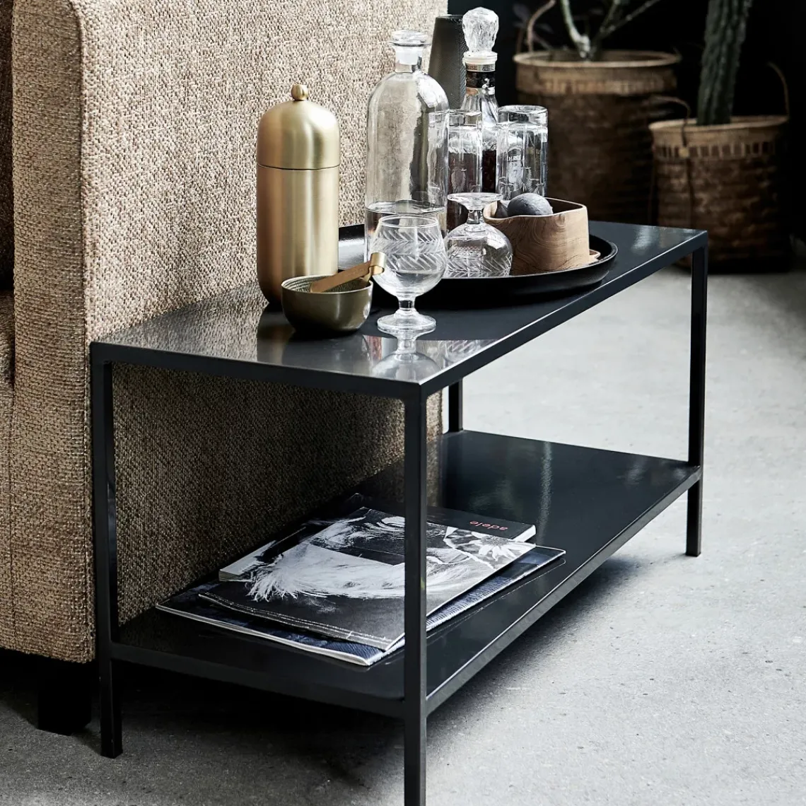DPJ Workspace Couchtisch Fari