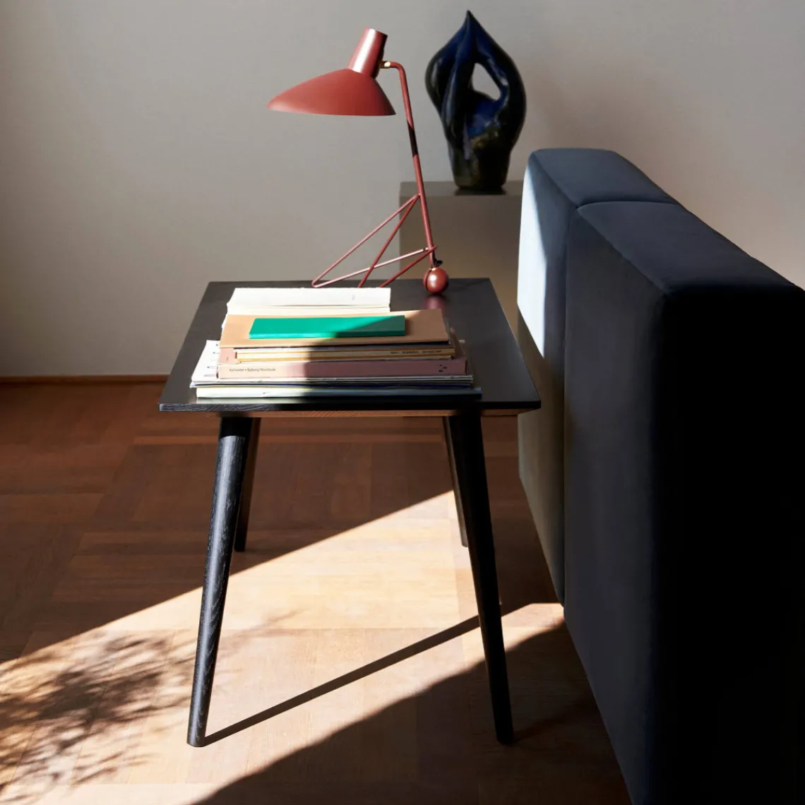 DPJ Workspace Couchtisch In Between SK23