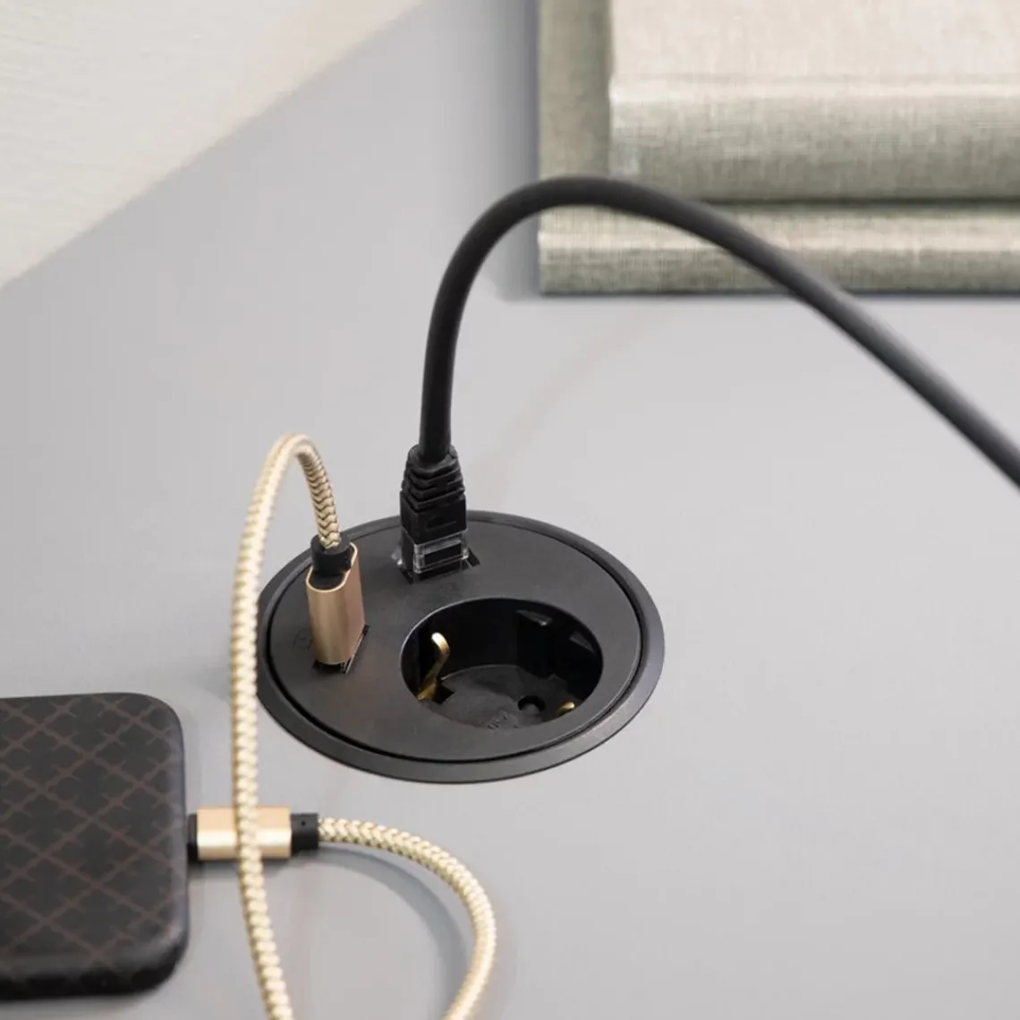 DPJ Workspace Einbausteckdose Powerdot 12 - Steckdose, Netzwerk, USB-A