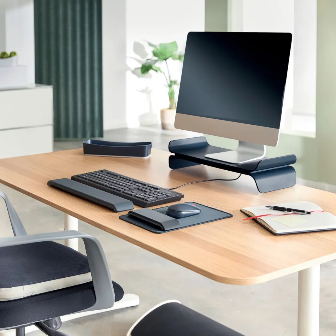 DPJ Workspace Ergonomisches Mauspad Ergo - Mit verstellbarer Handgelenkstütze