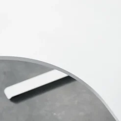DPJ Workspace Höhenverstellbarer Schreibtisch mit geschwungener Platte - Premium