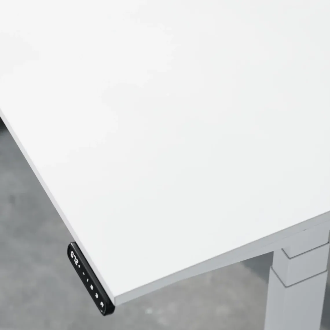 DPJ Workspace Höhenverstellbarer Schreibtisch - Premium