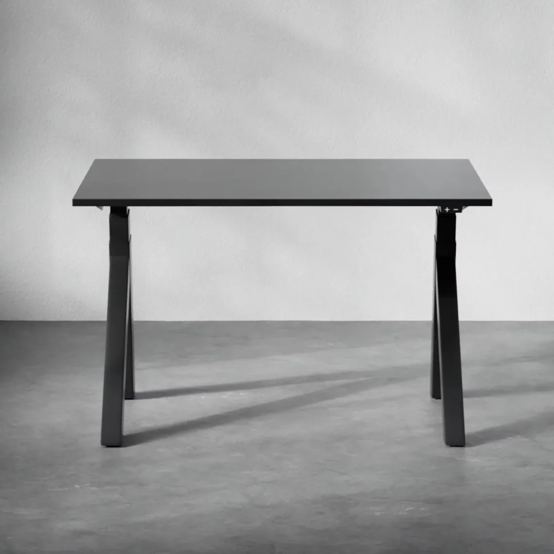 DPJ Workspace Höhenverstellbarer Schreibtisch Brizley AdjusTable Design