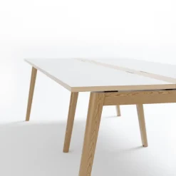 DPJ Workspace Konferenztisch Nova Wood