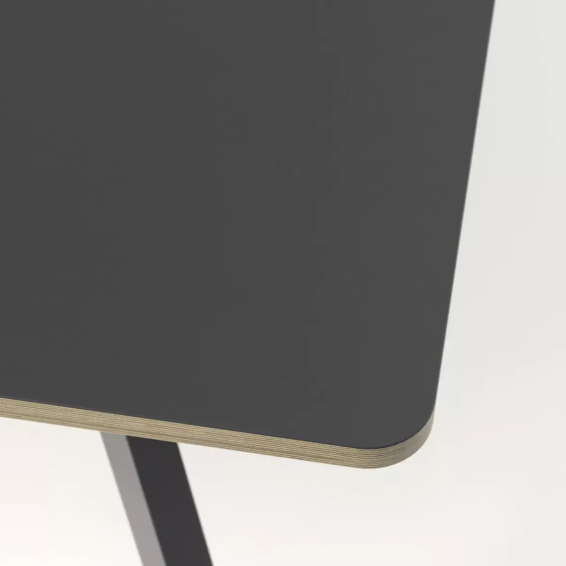 DPJ Workspace Konferenztisch/Projekttisch Viggo Linoleum - 90 cm hoch