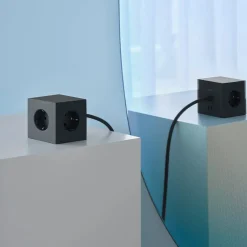 DPJ Workspace Mehrfachsteckdose Square 1- Magnet, 3 Steckdosen + 2 USB-C