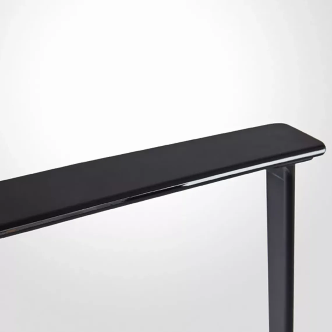 DPJ Workspace Schreibtischlampe Singapore