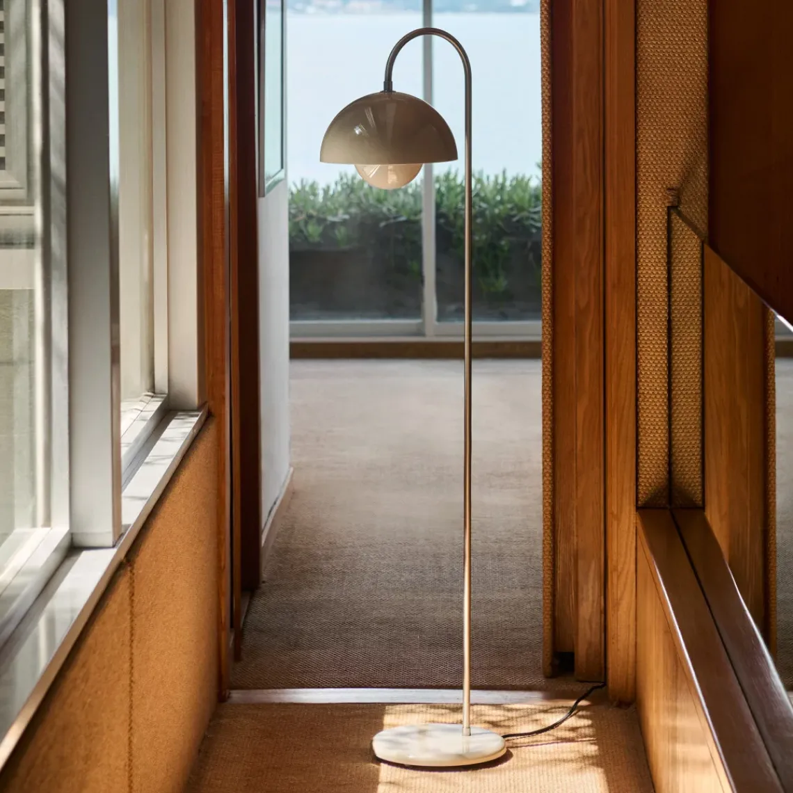 DPJ Workspace Stehleuchte Flowerpot VP12