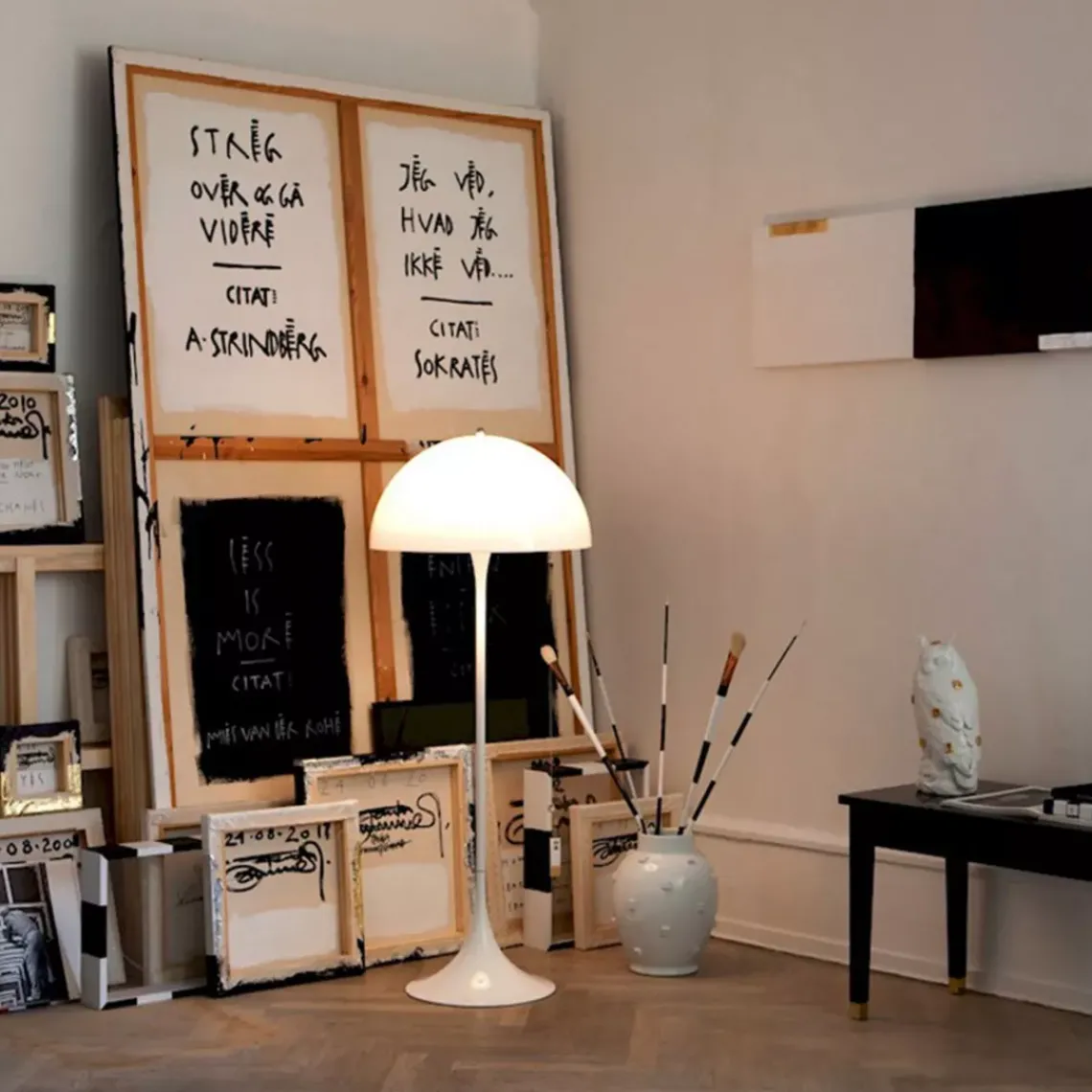 DPJ Workspace Stehleuchte Panthella