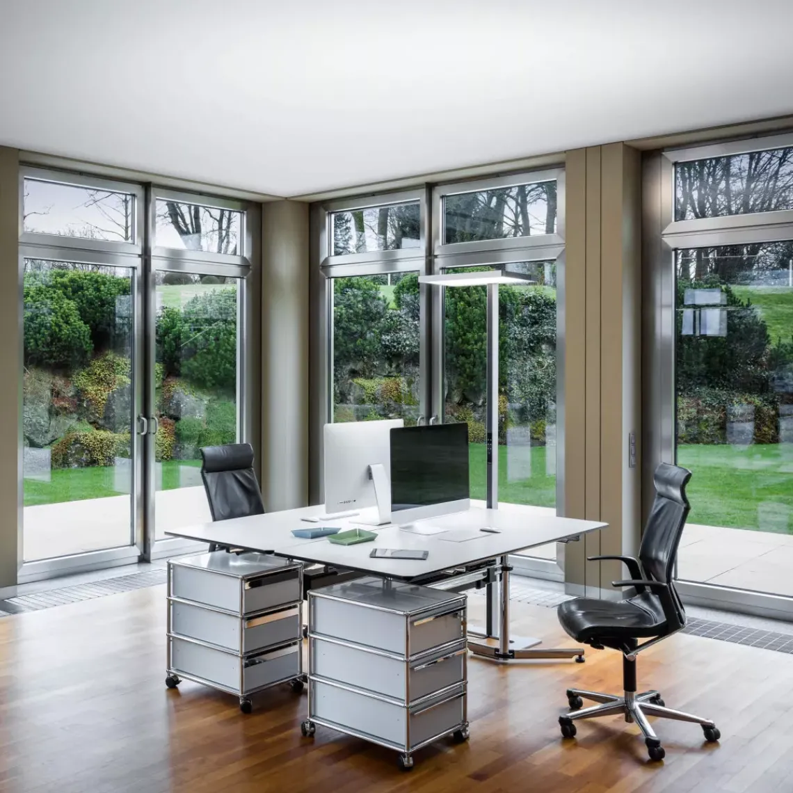 DPJ Workspace Stehleuchte Vitawork